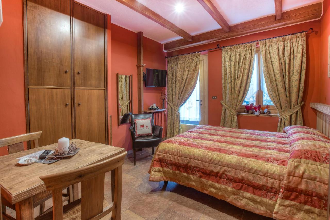 B&B Residence Checrouit Courmayeur Exteriör bild